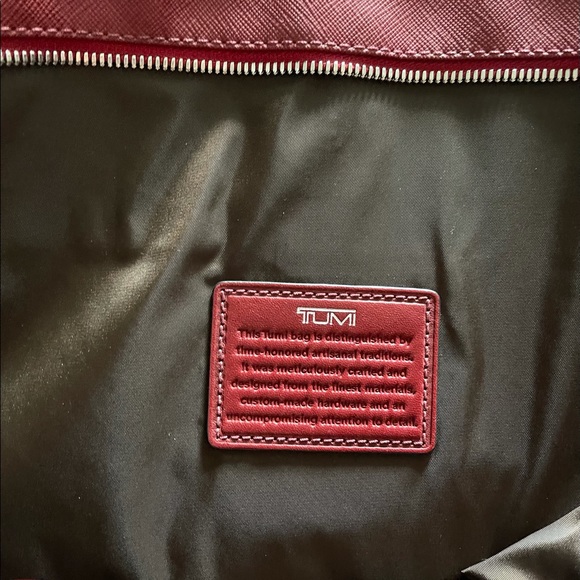 TUMI | Travel Tote Bag - Picture 9 of 16